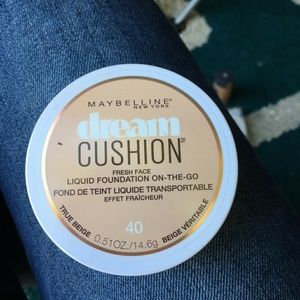 Maybelline Dream cushion